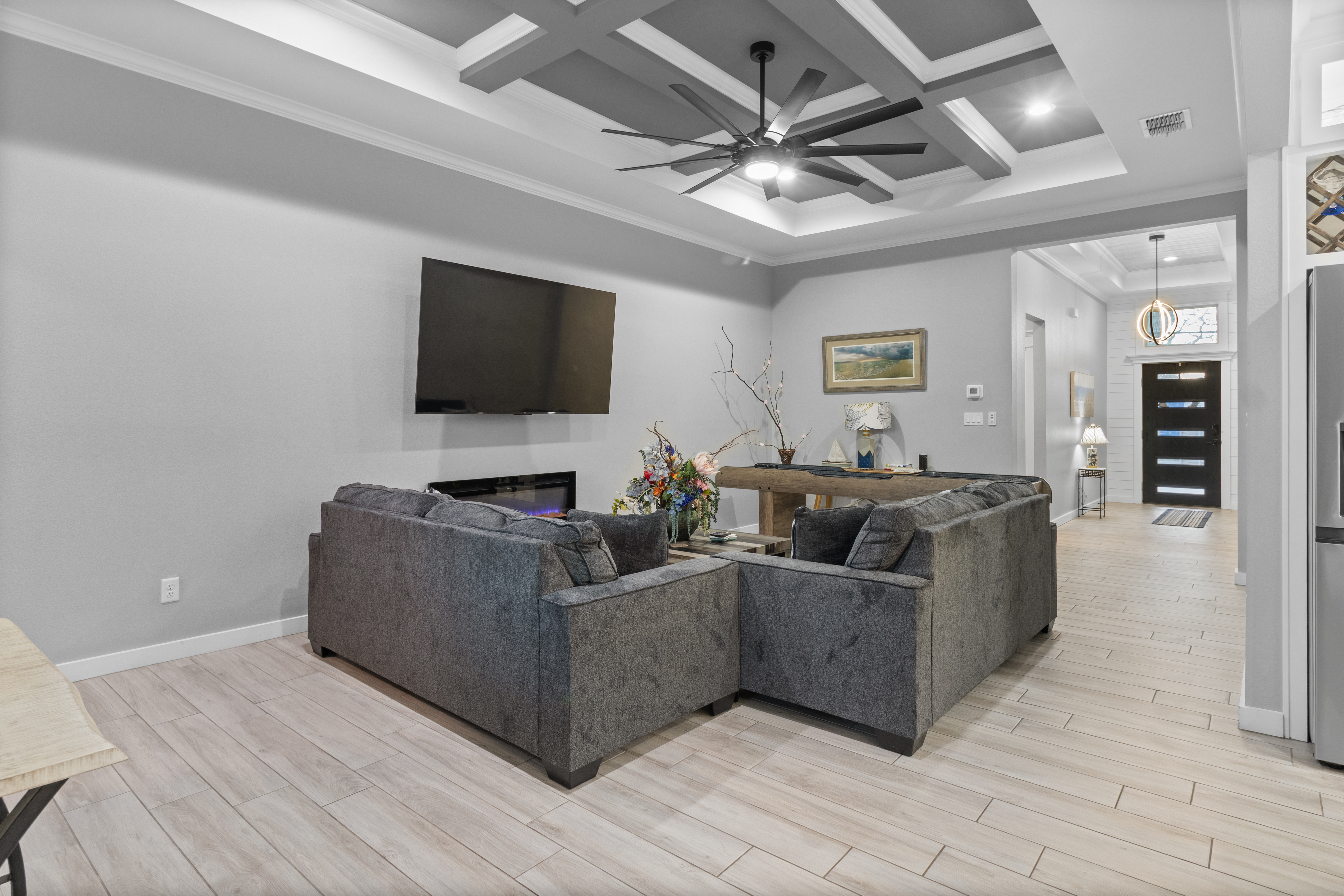 Living Room 02